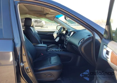 2013 Nissan Pathfinder Platinum из США, поврежденный, VIN 5N1AR2MM4DC680181